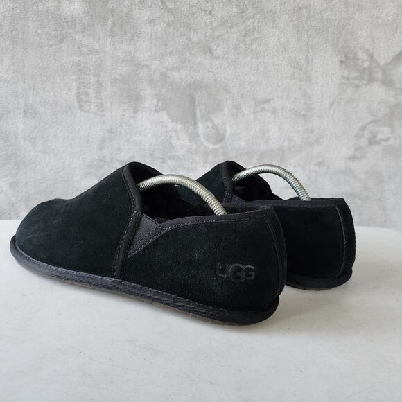Ugg Slippers Black UGG Mens 10 Scuff Romeo II Suede Leather Wool Lined Outdoor - Picture 2 of 11